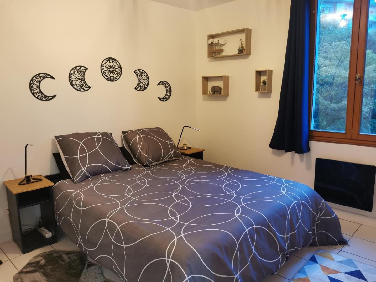 Charmant Appartement A 1 Minute Du Lac Annecy Exterior photo